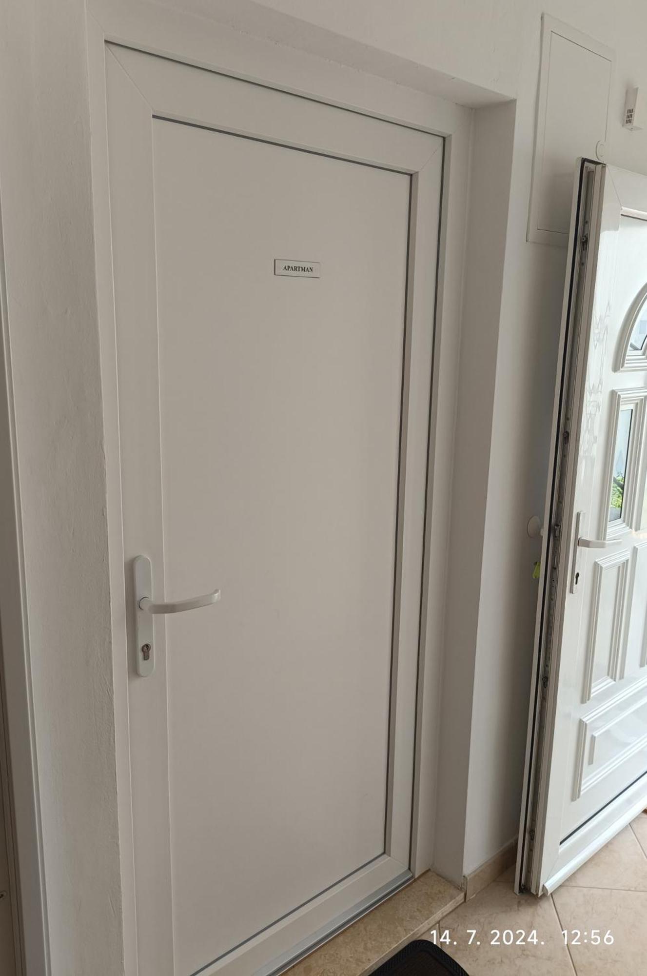 Studio Apartment 3E Split Exterior photo